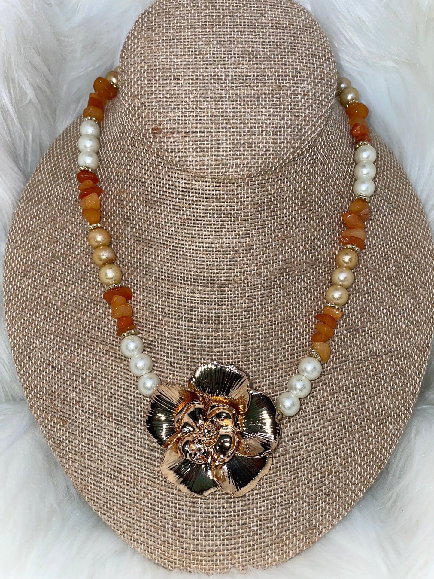 Pearl & Chip Bead Necklace Set