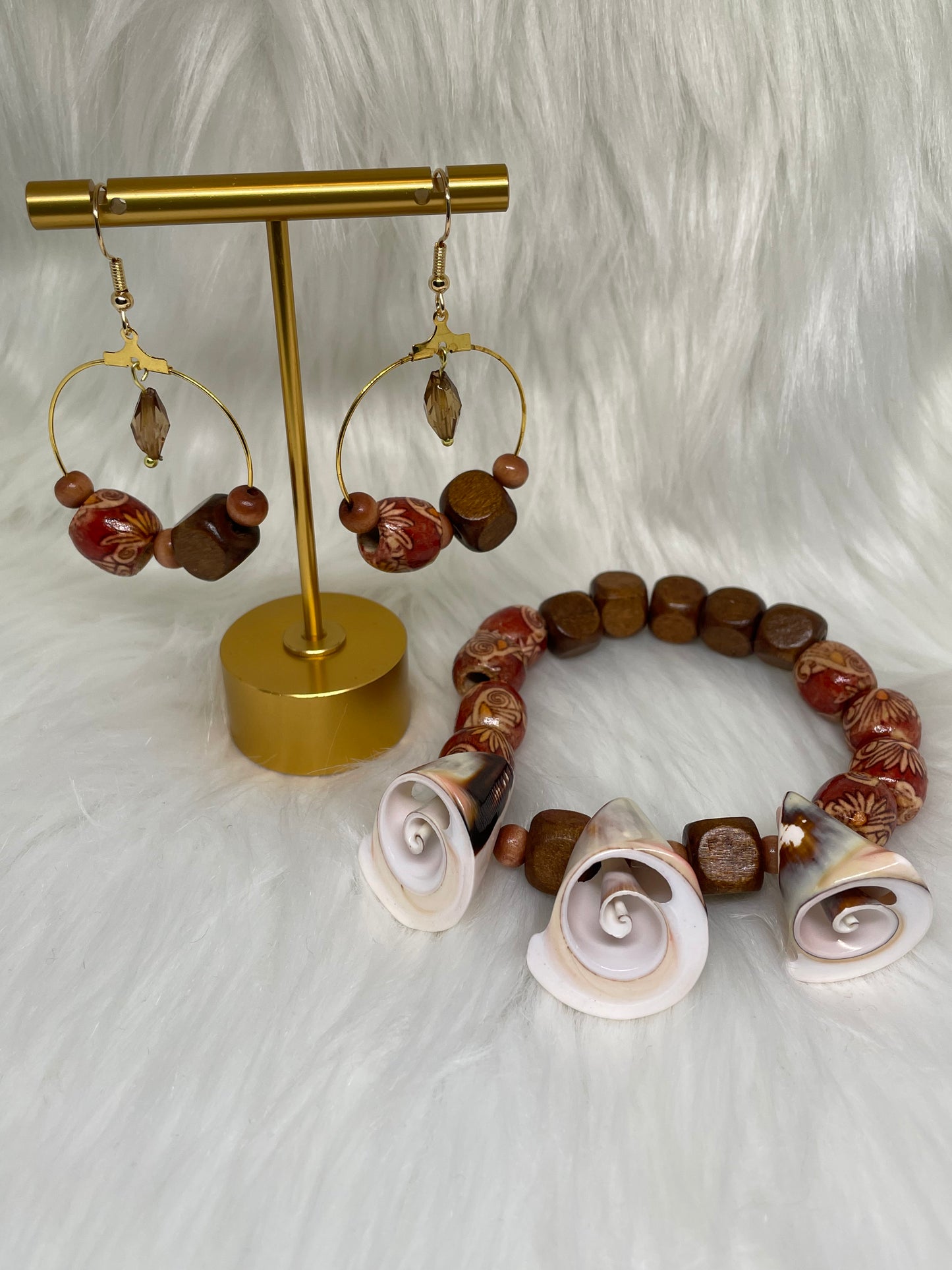 Shell & Wood Jewelry Set