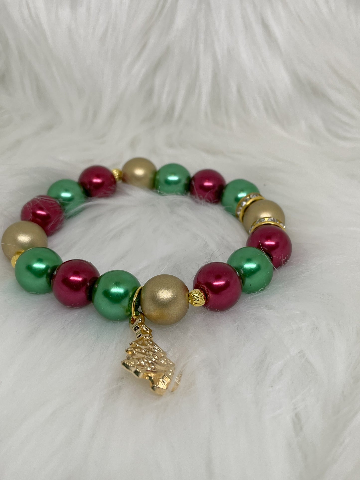 Red & Green Pearl Stretch Bracelet